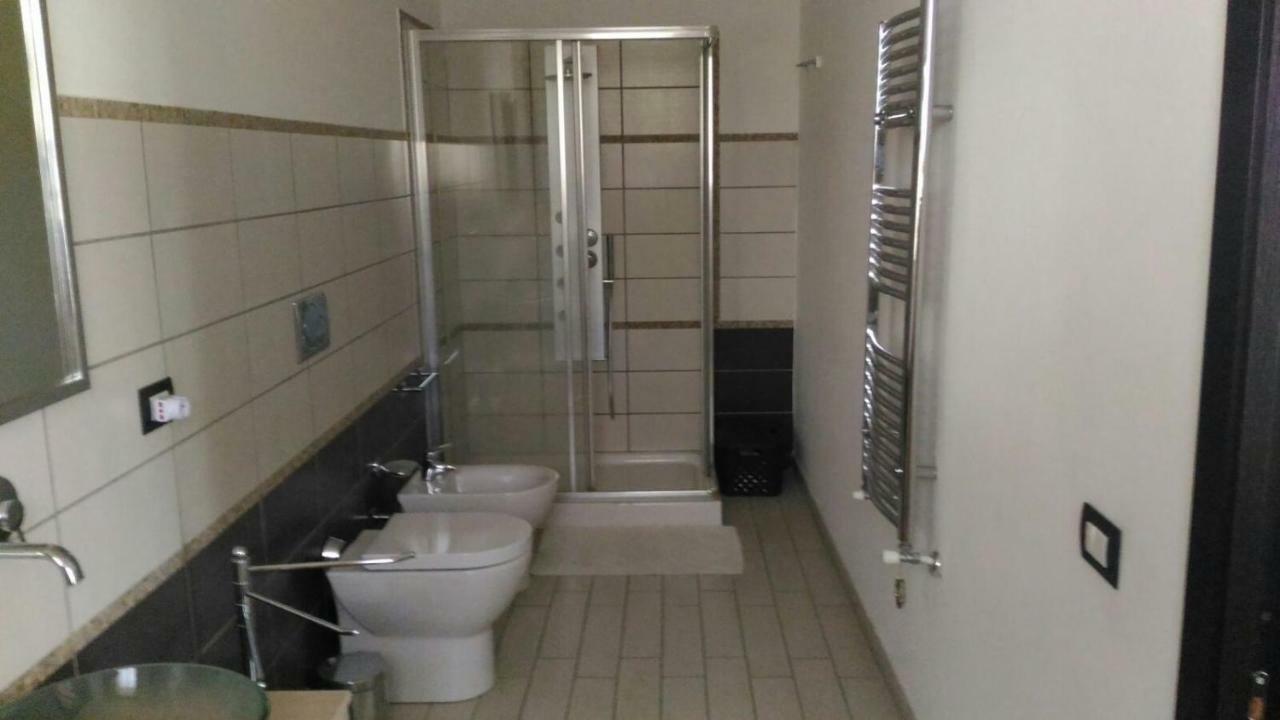 A Due Passi Da Tutto Apartman Catania Kültér fotó